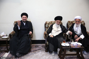 حاشیه تجدید میثاق اعضای مجلس خبرگان رهبری با آرمان‌های امام خمینی(س)؛