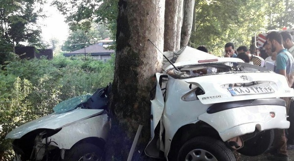 تصادف مرگبار در تونل سبز فومن  کشته شدن راننده و سرنشین خودرو