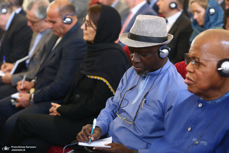 نشست توجیهی معاون محترم امور حقوقی و بین المللی وزیر امور خارجه با سفرا و روسای نمایندگی های خارجی