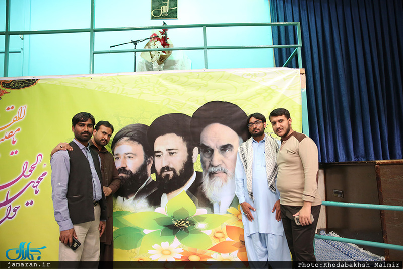 بازدید جمعی از دانشجویان زبان فارسی از کشورهای هند، پاکستان ،عراق ، سودان،مالزی از بیت امام در جماران