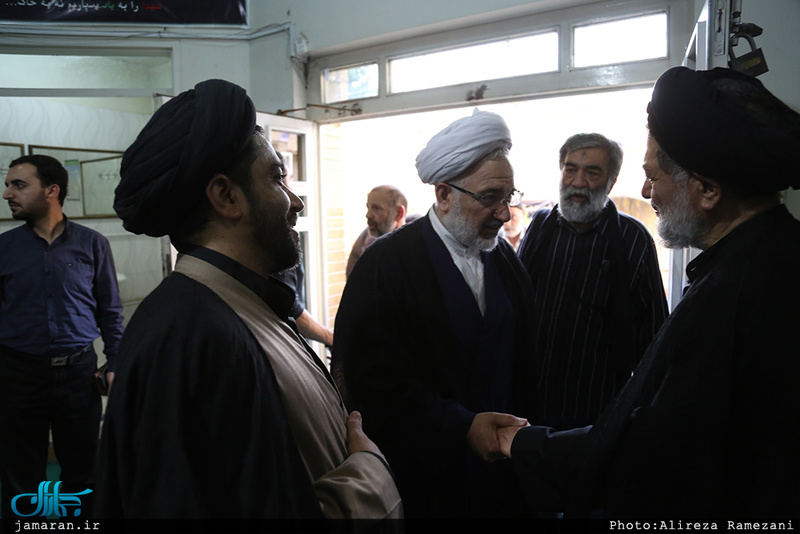 مراسم ختم مادر حجت الاسلام و المسلمین محتشمی پور در مسجد خاتم انبیاء (ص)