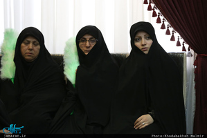 دیدار خادمین حرم‎ مطهر امام خمینی(س) با سید حسن خمینی