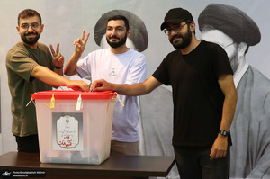 مرحله دوم انتخابات ریاست جمهوری چهاردهم در حسینیه جماران - 4