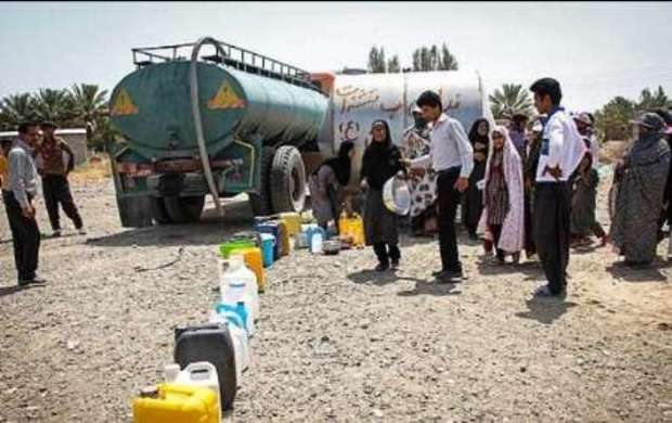 کار آبرسانی به مناطق زلزله زده روستایی استان کرمانشاه با 18 تانکر درحال انجام است