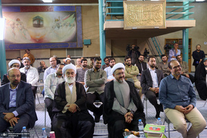 دیدار اعضای جبهه فرهنگی نقلاب اسلامی با سید حسن خمینی