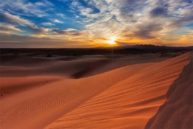 همراه با مسافر بهار در میهمانی کویر خور و بیابانک