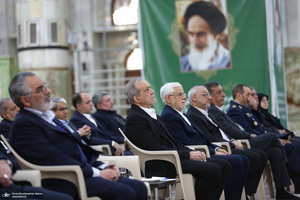 تجدید میثاق اعضای هیئت دولت با آرمان های امام خمینی (س) -2