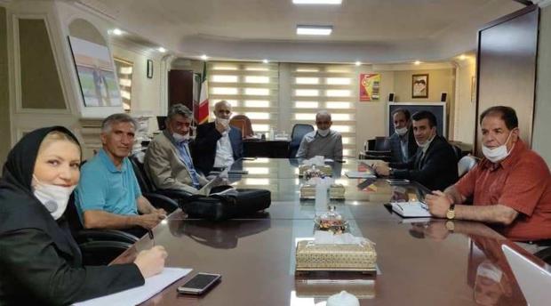 جلسه بررسی عملکرد داوران دیدار ذوب آهن و ماشین سازی با حضور بهاروند و نبی
