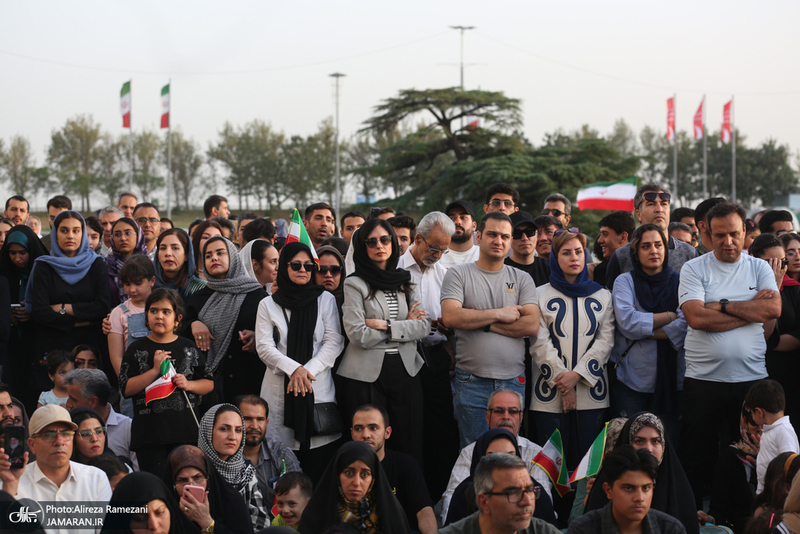 اجرای ارکستر سمفونیک تهران در برج آزادی