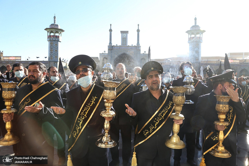 دسته عزاداری خادمان حرم کریمه اهل بیت (ع) در روز شهادت حضرت زهرا (س)‎‎