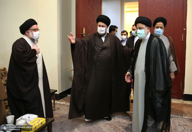 حاشیه تجدید میثاق هیأت رئیسه و اعضای مجلس خبرگان رهبری با آرمان های امام خمینی(س) 