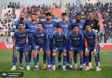 پنجره نقل‌وانتقالاتی استقلال بسته است