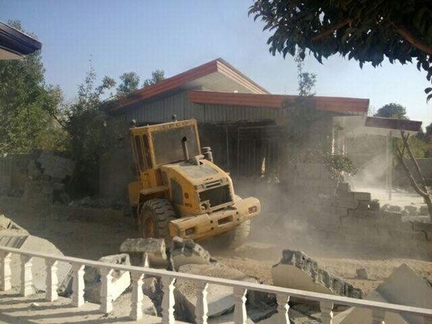 ۳۵ مورد ساخت و ساز غیرمجاز در مشکین دشت تخریب شد