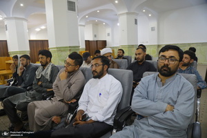 نشست «قرآن و عترت، محور اتحاد مسلمانان در اندیشه امام خمینی(س)» به زبان اردو