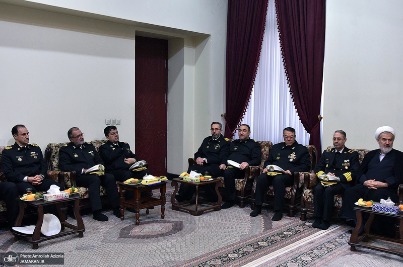 تجدید میثاق فرمانده و پرسنل نیروی دریایی ارتش جمهوری اسلامی ایران با آرمان‌های امام خمینی(س)