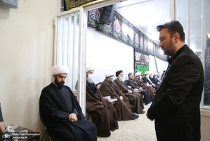 عزاداری شهادت حضرت فاطمه(س) در بیت آیت الله دوستی زنجانی با حضور سید حسن خمینی