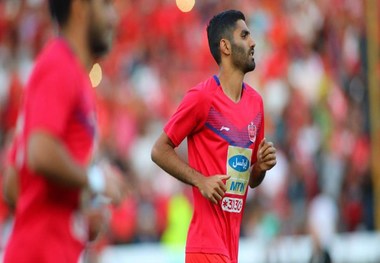 محمد انصاری در پرسپولیس ماندنی شد