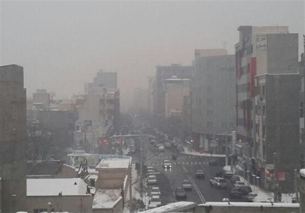 کاهش تردد در فصل سرما از افزایش آلودگی هوا جلوگیری می کند