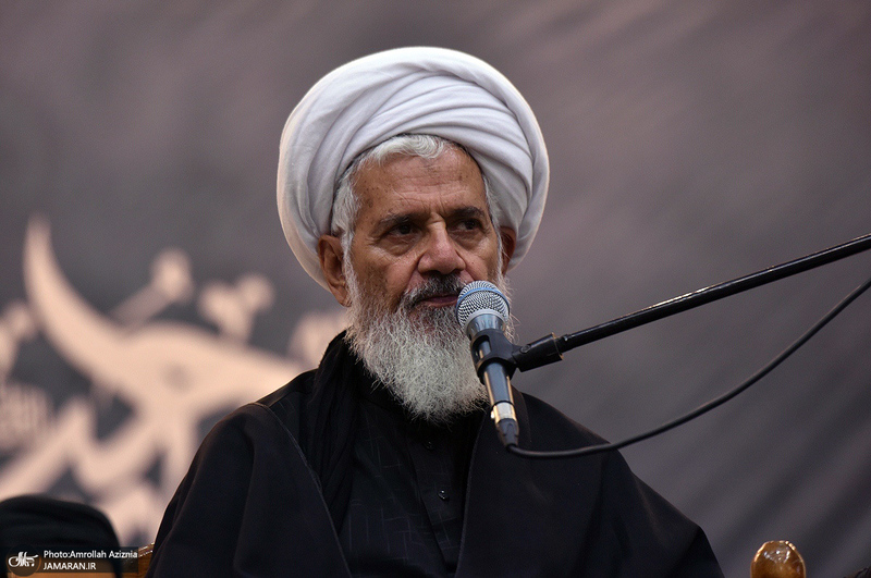 مراسم عزادارای شب عاشورا در حرم مطهر امام خمینی