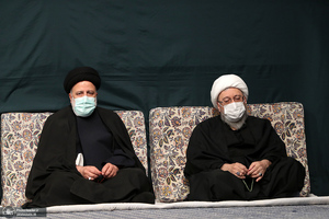 پنجمین شب مراسم عزاداری حضرت فاطمه‌ زهرا (س) در حسینیه امام خمینی