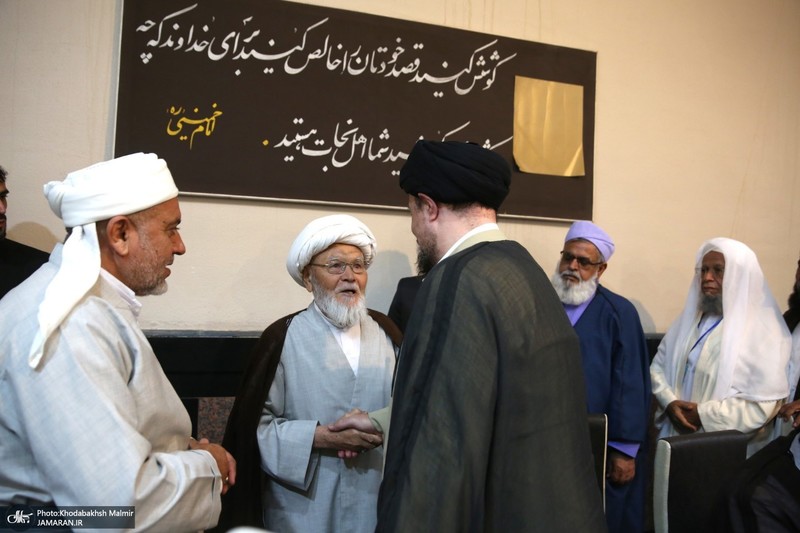 حاشیه های تجدید میثاق مهمانان سی و نهمین اجلاس وحدت اسلامی با آرمان‌های امام خمینی(س)