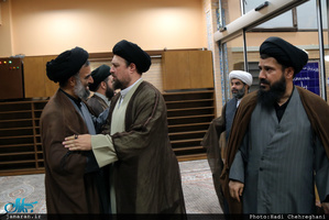 مراسم بزرگداشت والده آیت الله واعظ موسوی در بیت علامه طباطبایی قم