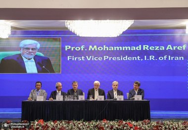 عارف: جوانان در واقع خط مقدم پیشرفت‌های علمی جهان هستند/ نقش پررنگ زنان ضامن دستیابی به اهداف توسعه ملی کشورها است/ دستاوردهای علمی و فناوری ایران علی‌رغم تحریم‌های ظالمانه و غیرقانونی غرب حاصل شده است/ سهم جهان اسلام از حوزه هوش مصنوعی کمتر از ۵ درصد است