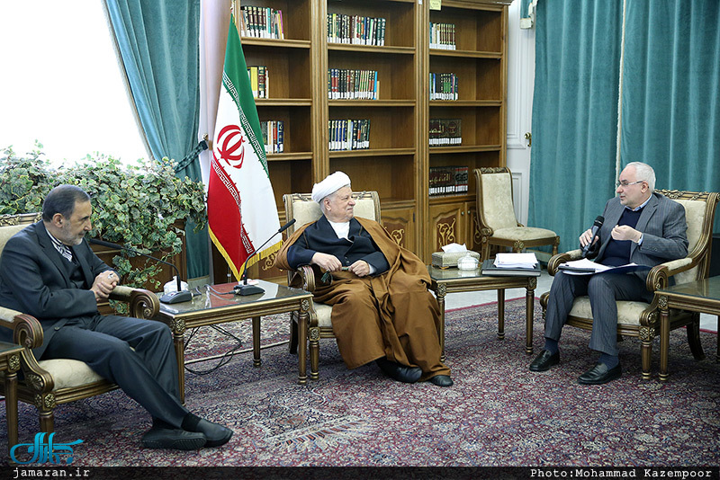 دیدار رئیس و معاونین مرکز تحقیقات استراتژیک مجمع تشخیص مصلحت نظام با آیت الله هاشمی رفسنجانی