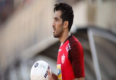 وحید امیری به بازی امشب پرسپولیس و فولاد می رسد