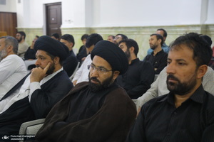 نشست «قرآن و عترت، محور اتحاد مسلمانان در اندیشه امام خمینی(س)» به زبان اردو