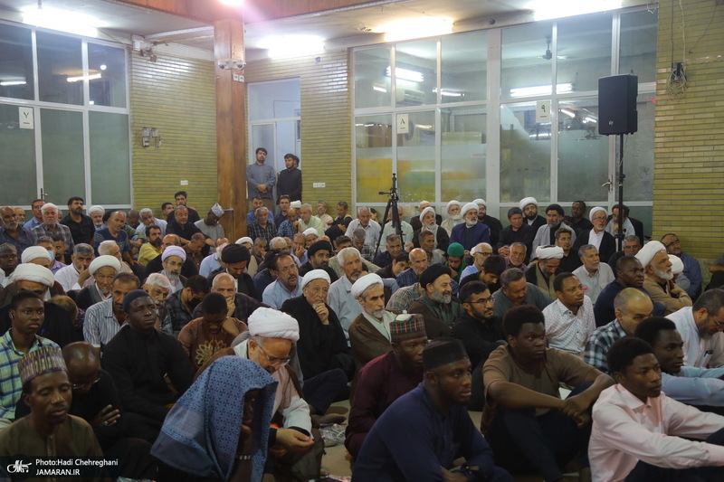 مراسم چهلمین روز تدفین رهبر شهید در دفتر آیت الله العظمی سیستانی در قم