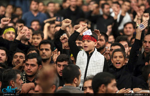 مراسم عزاداری شب عاشورای حسینی با حضور رهبر معظم انقلاب اسلامی