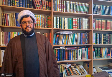 صفریان، پژوهشگر دینی: حکومت اسلامی باید از لحاظ نظامی قوی و قدرتمند باشد/ ملت ایران به خاطر استقلال نظامی به «هیهات منا الذلة» لبیک گفته است/ آیت‌الله هاشمی از پایه‌گذاران‌ سیستم موشکی ایران بود