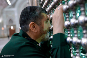 رزمایش کمک مومنانه با اهدای ۳۰۰ دستگاه ویلچر به بهزیستی در حرم امام  خمینی (س)