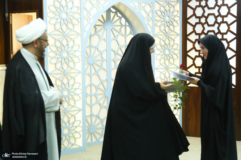 مراسم بزرگداشت روز زن در موسسه تنظیم و نشر آثار امام خمینی (ره)