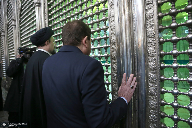 تجدید میثاق مشاور و دستیار رهبری با آرمان‌های امام خمینی(س)