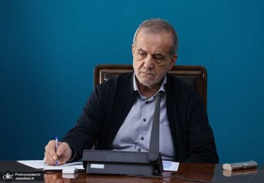 پزشکیان در پیام تقدیر از حجت‌الاسلام والمسلمین شهرستانی: مسئولان با ایمان به خدا، برگ زرینی از استقامت و خدمت به مردم را در جنگ تحمیلی رمضان، رقم زدند