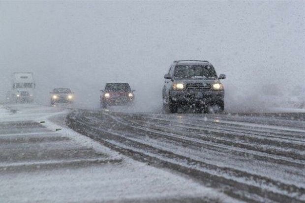 تردد در برخی محورهای آذربایجان شرقی بدون زنجیر چرخ ممکن نیست