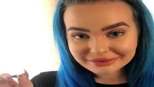 این دختر پس از 12 سال انگشتری که قورت داده بود از بینی اش خارج شد!+عکس