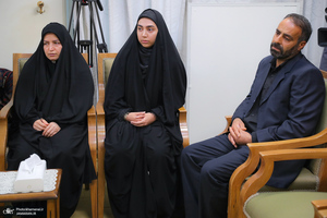 دیدار خانواده شهدای اخیر نیروی پدافند هوایی ارتش با رهبر معظم انقلاب