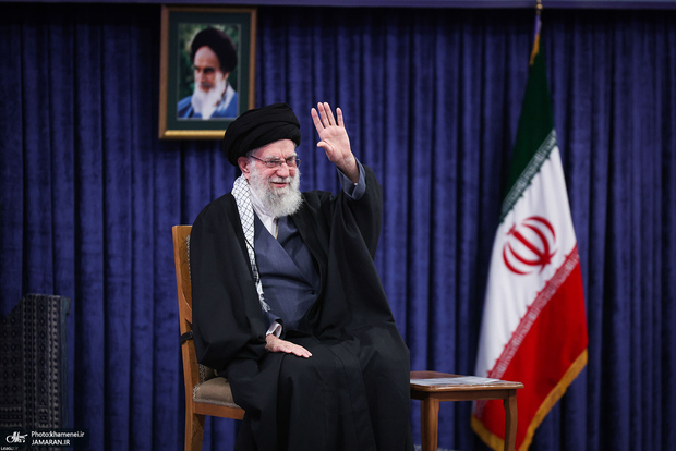کمک پنج میلیارد تومانی رهبر انقلاب برای آزادی زندانیان نیازمند
