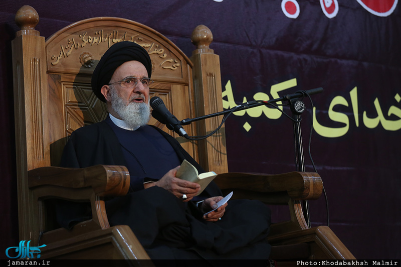 مراسم احیاء شب نوزدهم ماه مبارک رمضان در حرم مطهر امام خمینی (س) 