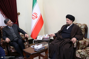 دیدار رئیس، مدیران و کارکنان ستاد اجرایی فرمان امام (ره) با سید حسن خمینی