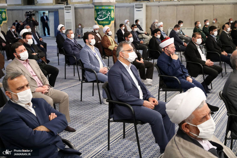 دیدار میهمانان کنفرانس وحدت اسلامى‌ و جمعی از مسئولان نظام با رهبر معظم انقلاب