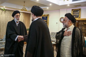 دیدار سید حسن خمینی با حجت الاسلام و المسلمین سید هادی خامنه‌ای