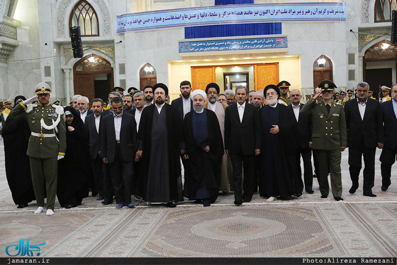 تجدید میثاق رئیس جمهور و هیات دولت با آرمان حضرت امام(س) 