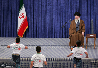 دیدار قهرمانان و مدال‌آوران ورزشی و المپیادهای علمی جهانی با رهبر معظم انقلاب