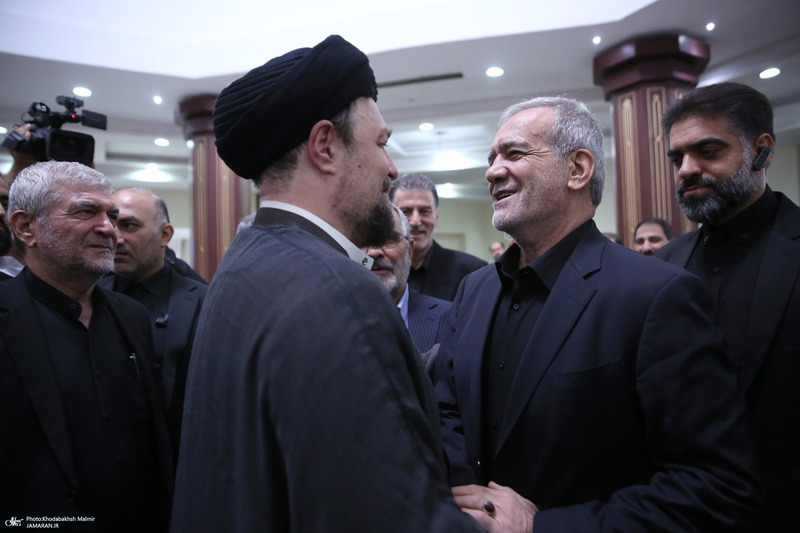 حاشیه تجدید میثاق هیئت دولت چهاردهم با امام خمینی (س)