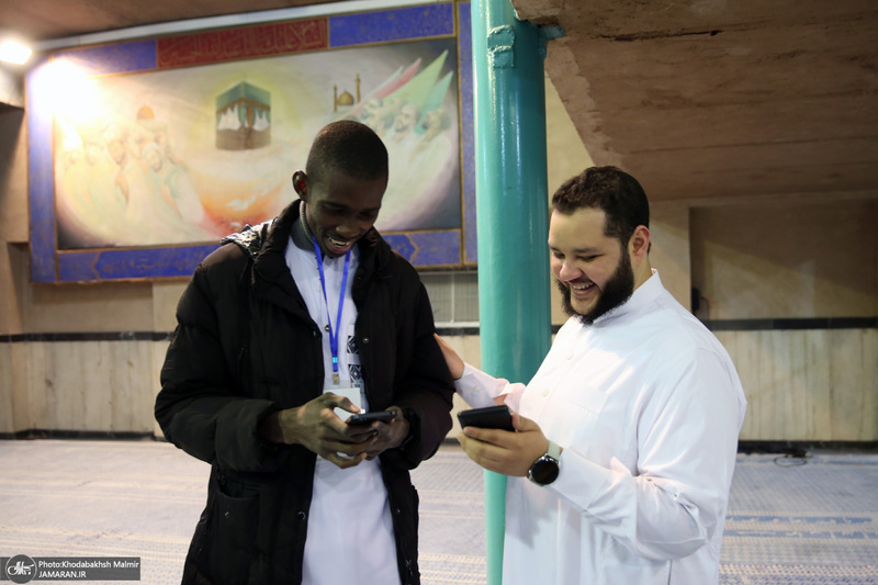 بازدید جمعی از شرکت کنندگان چهلمین دوره مسابقات بین المللی قرآن کریم از جماران