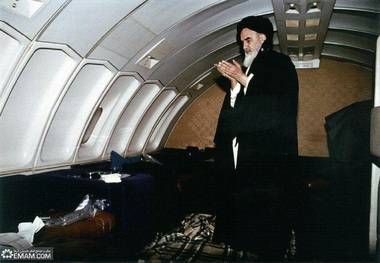  Memoirs: Imam performed prayers on time while on flight from Paris to Tehran